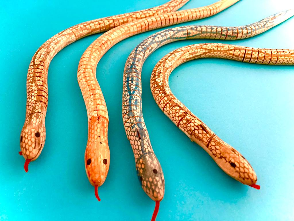  Wooden swaying snakes Party bag toys